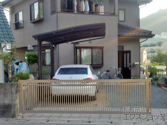 岡山県新見市ののカーゲート ワイドオーバードアS2型 手動式 施工例