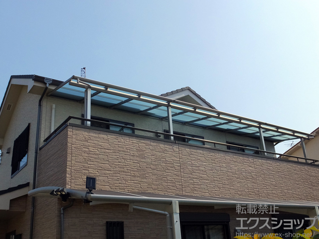 神奈川県小田原市ののバルコニー・ベランダ屋根 ヴェクターテラス F型 屋根タイプ 連棟 積雪〜20cm対応 施工例