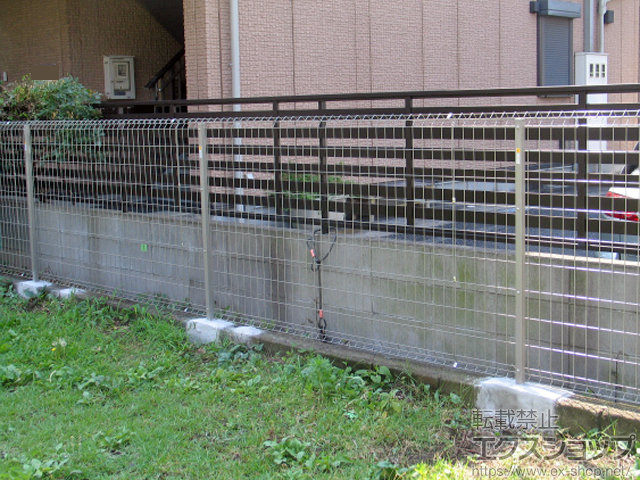 東京都足立区ののフェンス・柵 イーネットフェンス1F型 自由柱タイプ 施工例