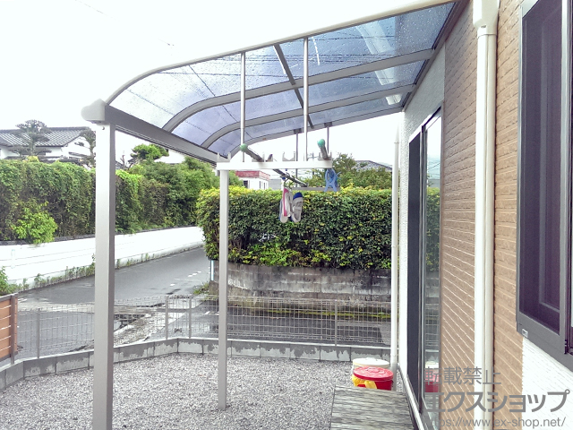 大分県佐伯市ののテラス屋根 ヴェクターテラス R型 テラスタイプ 単体 積雪〜20cm対応 施工例