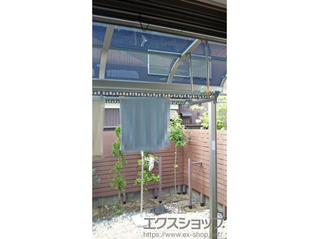 東京都小平市のLIXIL リクシル（トステム）のテラス屋根 ライザーテラスII R型 テラスタイプ 単体 積雪〜20cm対応 施工例