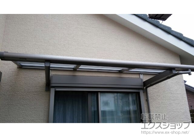 宮崎県児湯郡高鍋町のLIXIL リクシル（トステム）のバルコニー・ベランダ屋根 ライザーテラスII F型 ルーフタイプ 単体 積雪〜20cm対応 施工例