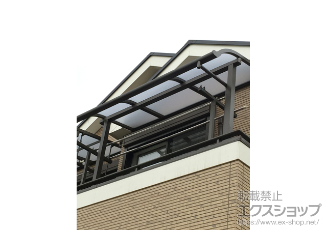 埼玉県さいたま市のLIXIL リクシル（トステム）のバルコニー・ベランダ屋根 ライザーテラスII R型 屋根タイプ 単体 積雪〜20cm対応 施工例
