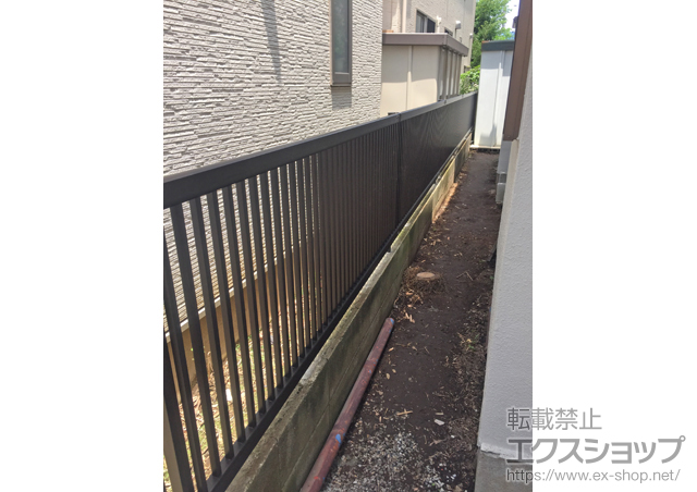 東京都調布市ののフェンス・柵 エクスラインフェンス13型 自由柱施工 施工例