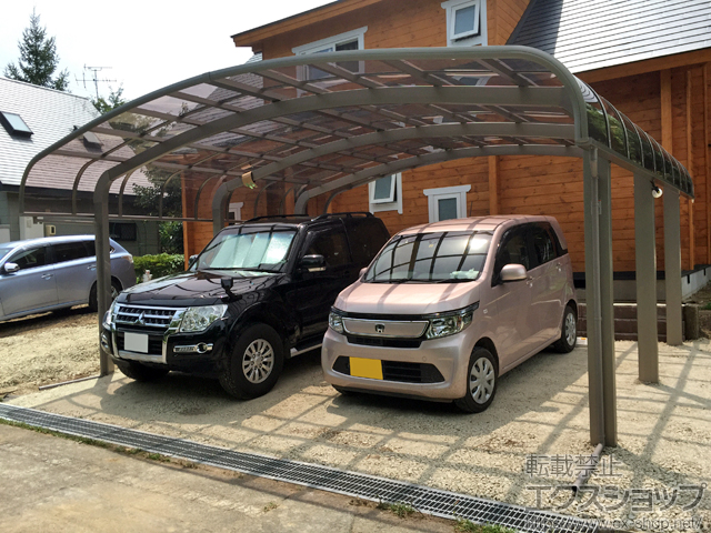 長野県上田市のLIXIL リクシル（トステム）のカーポート テールポートシグマIII 1500 ワイド 積雪〜50cm対応 施工例