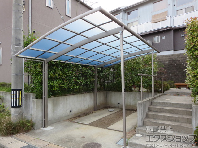 宮城県仙台市ののカーポート ネスカR (ラウンドスタイル)　積雪〜20cm対応＋着脱式サポート2本入り　標準柱用×1セット 施工例