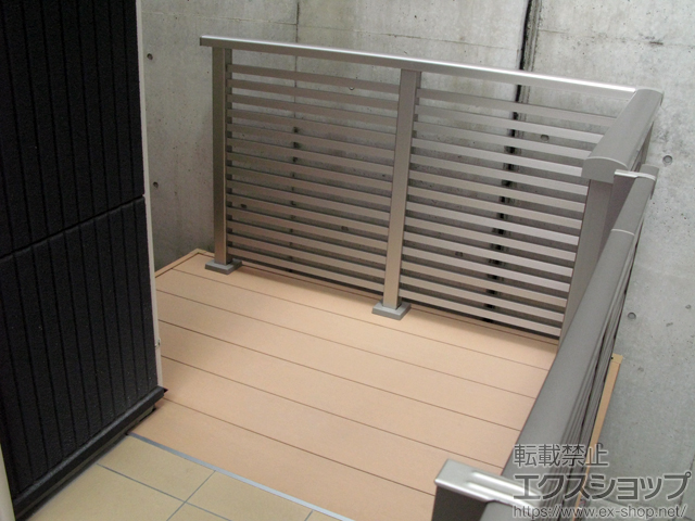 神奈川県横浜市ののウッドデッキ リウッドデッキ 200 施工例