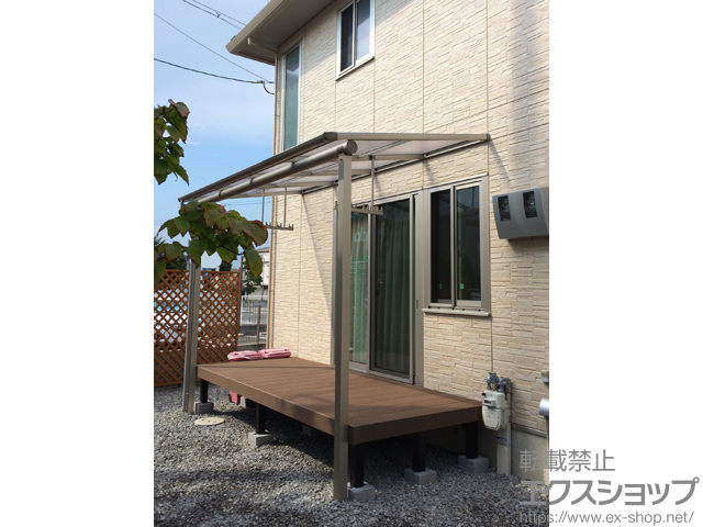 滋賀県草津市ののテラス屋根 ヴェクターテラス Ｆ型 テラスタイプ 単体 積雪〜20cm対応＋物干しセット 吊り下げ式 標準2本入り×1セット 施工例