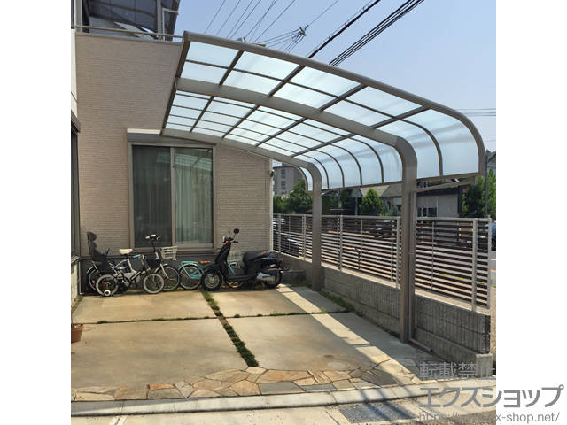 大阪府和泉市のLIXIL リクシル（トステム）のカーポート テールポートシグマIII 積雪〜20cm対応 施工例