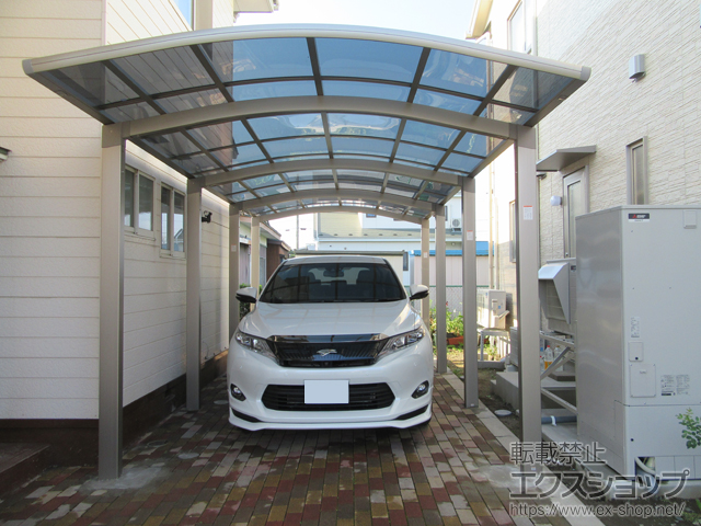 青森県八戸市のLIXIL リクシル（トステム）のカーポート カルエードシグマIII 1500 延長 積雪〜50cm対応 施工例