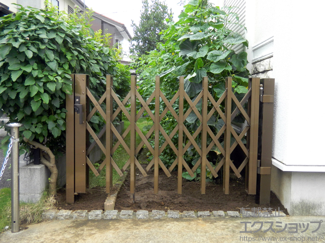 東京都武蔵野市ののカーゲート アルシャインHG ノンキャスター 片開き 170S 施工例