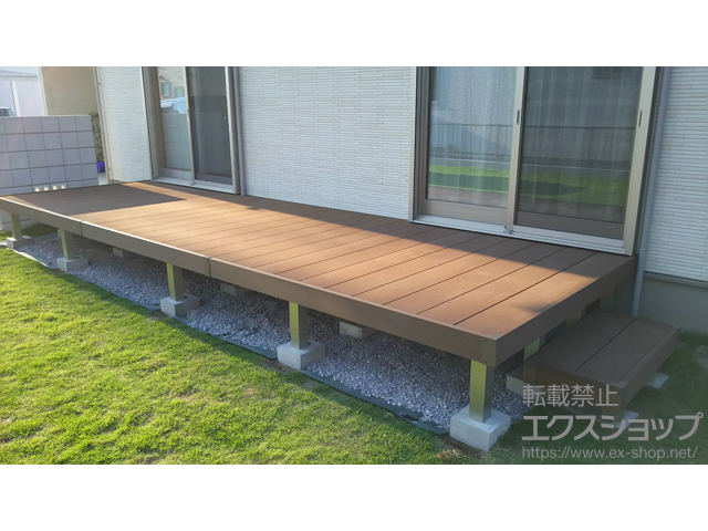 群馬県北群馬郡吉岡町ののウッドデッキ リウッドデッキ 200＋独立式リウッドステップ 2型(1段) 施工例