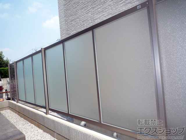 埼玉県新座市ののフェンス・柵 ライシスフェンス3型/P型 フリーポールタイプ 施工例