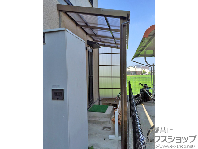 大阪府和泉市のLIXIL リクシル（トステム）のストックヤード フリーヤード 片側面囲い 積雪〜20cm対応 施工例