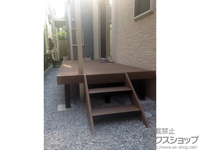 埼玉県さいたま市ののウッドデッキ リウッドデッキ 200＋リウッドステップ5型 Ｓタイプ（2段）×1台 施工例