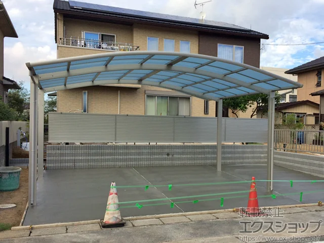 茨城県神栖市のYKKAPのカーポート レイナツインポートグラン　積雪～20cm対応 施工例