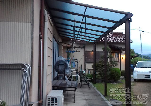 奈良県五條市ののテラス屋根 ヴェクターテラス F型 テラスタイプ 連棟 積雪〜20cm対応＋ヴェクターテラス用 吊り下げ式物干し 施工例