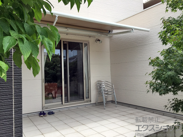 群馬県高崎市ののオーニング・日よけ マルキルックス 2200 ベーシックモデル 手動式 施工例