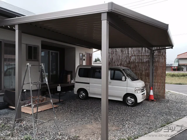 ���R���ÎR�s��LIXIL ���N�V���i�g�X�e���j�̃J�[�|�[�g �e���I�X�|�[�gIII 1500 2��p �p��4�{�d�l �ϐ�`50cm�Ή� ���΂߉��H�[�܂� �{�H��