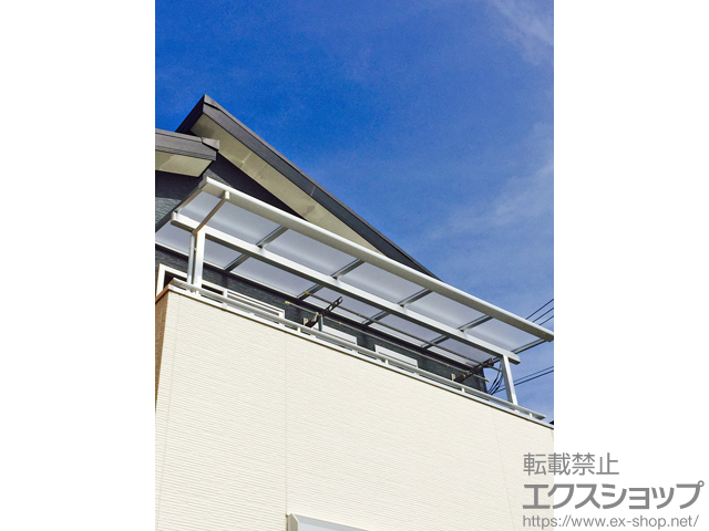 大阪府和泉市のLIXIL リクシル（トステム）のバルコニー・ベランダ屋根 ライザーテラスII F型 屋根タイプ 単体 積雪〜20cm対応 施工例