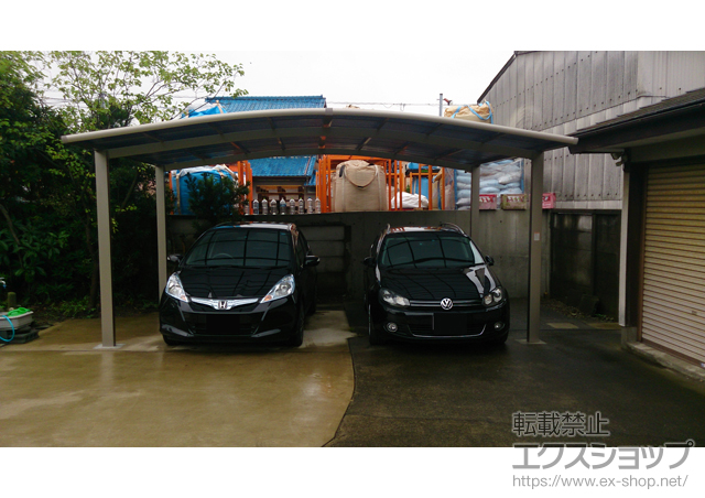 埼玉県八潮市ののカーポート ネスカR (ラウンドスタイル) ワイド　積雪〜20cm対応 施工例