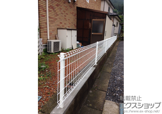 東京都あきる野市ののフェンス・柵 ハイグリッドフェンスUF8型 フリーポールタイプ 施工例