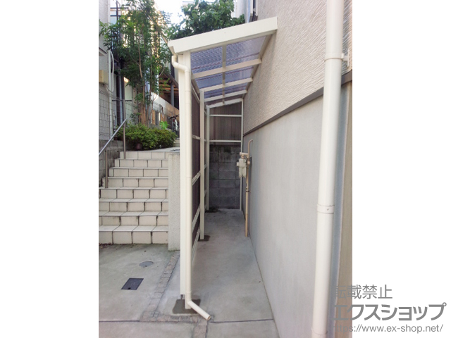 東京都練馬区のLIXIL リクシル（トステム）のストックヤード フリーヤード オープンタイプ+外観左側面囲い 積雪〜20cm対応 施工例