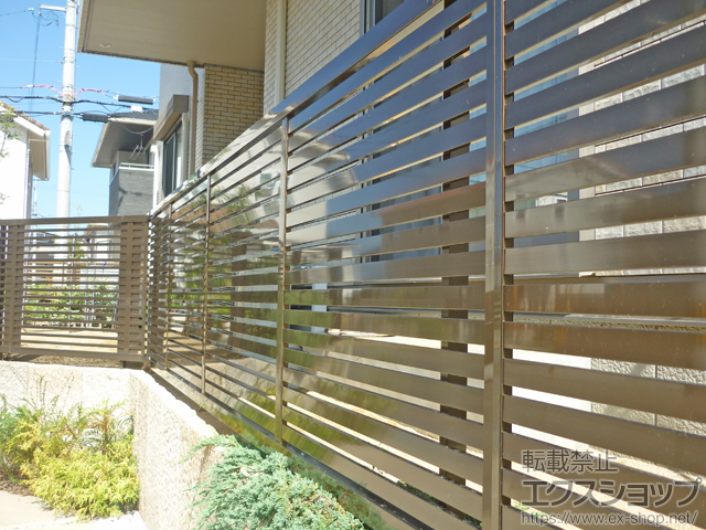兵庫県神戸市ののフェンス・柵 ライシスフェンス 3型 太横桟 フリーポールタイプ 施工例