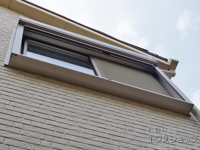 兵庫県加古川市のLIXIL リクシル（トステム）の窓シャッター リフォームシャッター イタリヤ 手動式 施工例