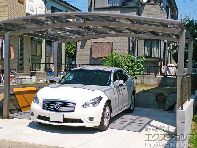埼玉県加須市ののカーポート ネスカR (ラウンドスタイル) ワイド　積雪〜20cm対応 施工例