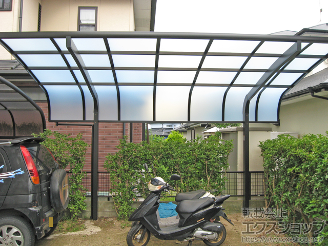 福岡県朝倉郡筑前町のLIXIL リクシル（トステム）のカーポート テールポートシグマIII 積雪〜20cm対応 施工例
