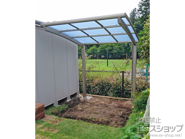 栃木県宇都宮市ののサイクルポート・駐輪場 ネスカRミニ (ラウンドスタイル) 積雪〜20cm対応 施工例