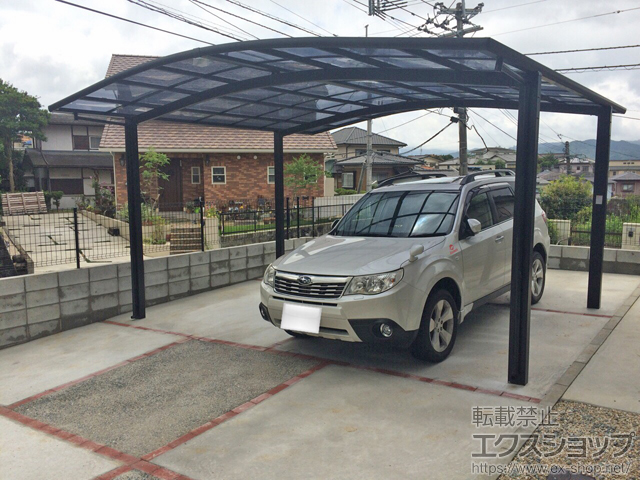 福岡県太宰府市のLIXIL リクシル（トステム）のカーポート ネスカR (ラウンドスタイル) ワイド 積雪〜20cm対応 施工例