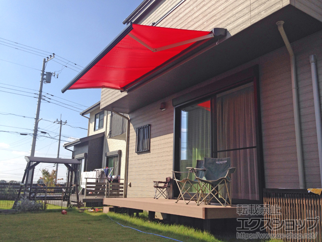 茨城県つくばみらい市のLIXIL リクシル（トステム）のオーニング・日よけ 彩風C型 手動式 施工例