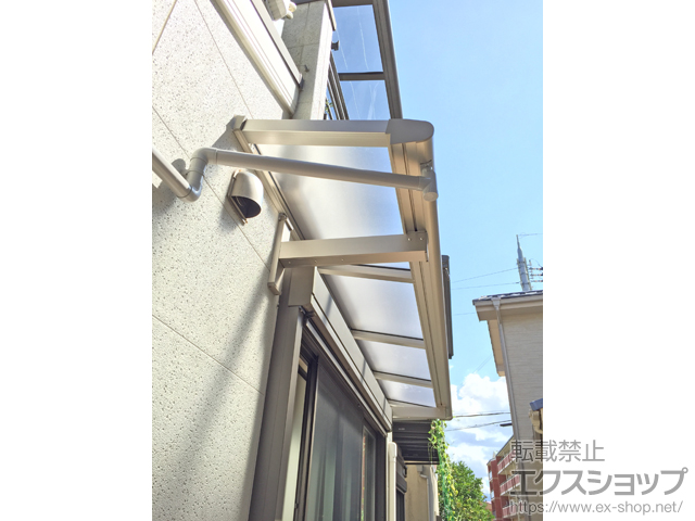 滋賀県大津市ののバルコニー・ベランダ屋根 ヴェクターテラス F型 ルーフタイプ 単体積雪〜20cm対応 施工例