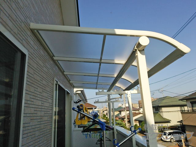 福岡県福岡市ののバルコニー・ベランダ屋根 ヴェクターテラス R型 屋根タイプ 単体 積雪〜20cm対応 施工例