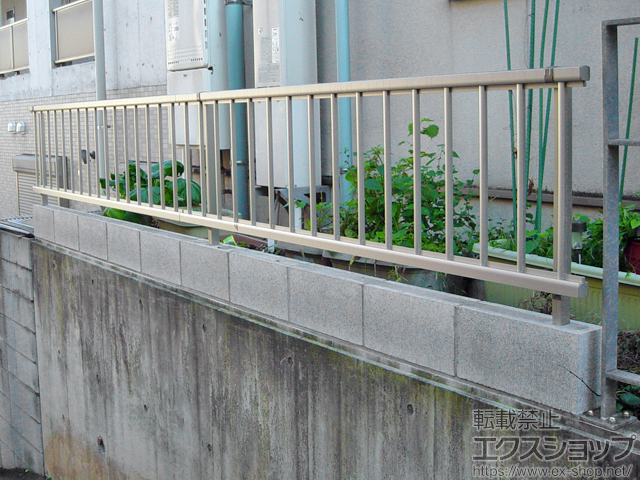 東京都新宿区ののフェンス・柵 レスティナフェンス21型 自由柱施工 施工例