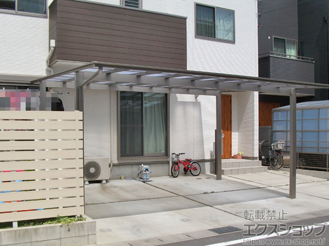 愛知県岡崎市ののカーポート ネスカF (フラットスタイル) ワイド 積雪〜20cm対応 施工例