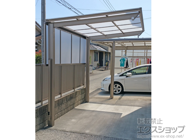 静岡県富士市ののサイクルポート・駐輪場 フーゴFミニ (フラットスタイル) 積雪〜20cm対応+フーゴFミニ (フラットスタイル)用 サイドパネル ※着脱式サポート2本含む 施工例