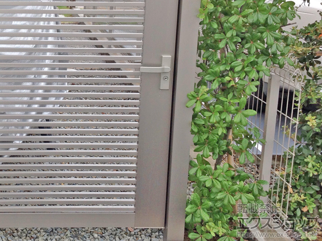 兵庫県神戸市ののフェンス・柵 ハイグリッドフェンスUF8型 フリーポールタイプ 施工例