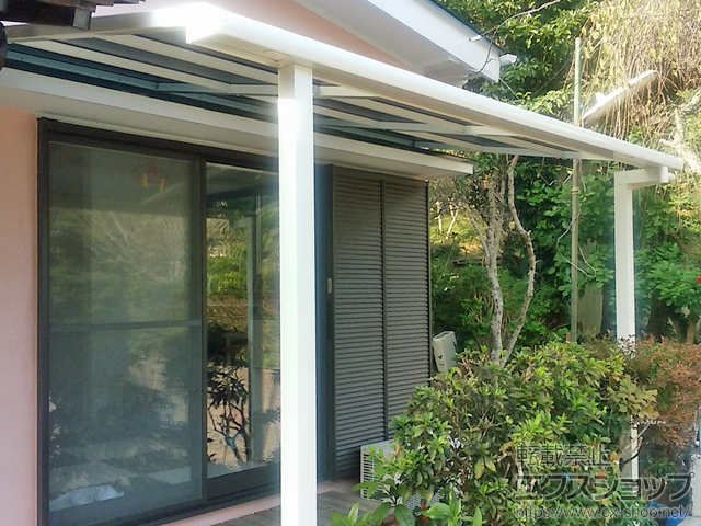 千葉県夷隅郡御宿町のLIXIL リクシル（トステム）のテラス屋根 ライザーテラスII F型 テラスタイプ 単体 積雪〜20cm対応 施工例