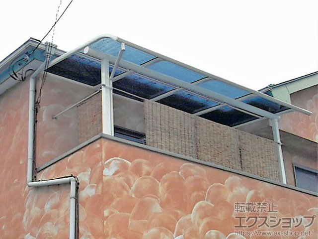 群馬県高崎市ののバルコニー・ベランダ屋根 ヴェクターテラス R型 屋根タイプ 単体 積雪〜20cm対応 施工例