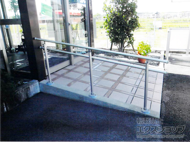 三重県四日市市ののフェンス・柵 パルトナーUDフェンス1型(手すり) 2段笠木 自立タイプ 施工例