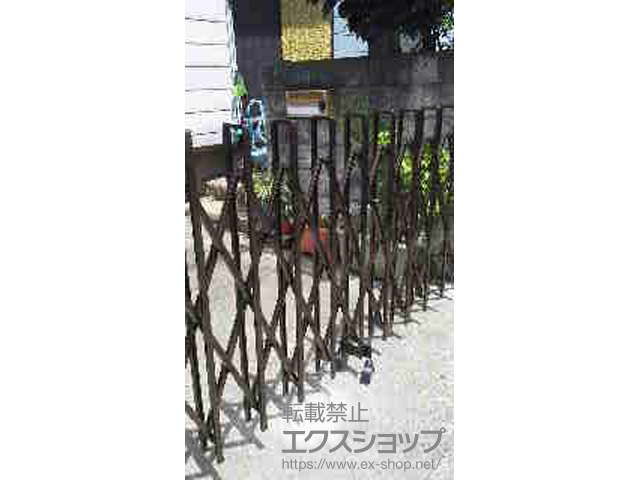 埼玉県さいたま市ののカーゲート トリップゲート RA型（錠無し） ノンレール 片開き 33S 施工例