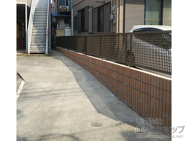 神奈川県平塚市ののフェンス・柵 ライシスフェンス7型 フリーポールタイプ 施工例