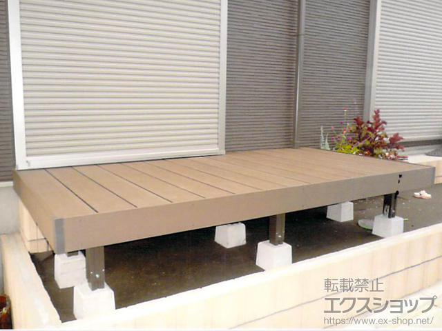 埼玉県入間市ののウッドデッキ 樹ら楽ステージ 施工例