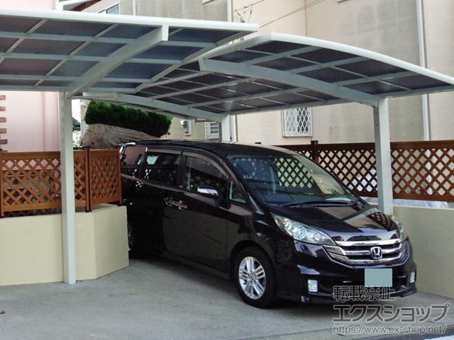 千葉県成田市ののカーポート ネスカR (ラウンドスタイル) 積雪〜20cm対応 施工例