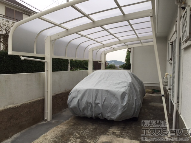 神奈川県鎌倉市ののカーポート レイナキャップポートグラン　延長　積雪〜20cm対応＋着脱式サポート 施工例