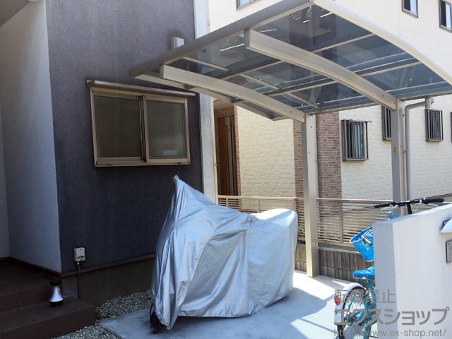 山梨県甲府市ののサイクルポート・駐輪場 プレシオスポート ミニ 積雪〜20cm対応 施工例