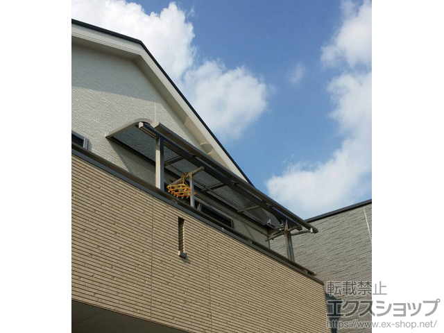 奈良県天理市のLIXIL リクシル（トステム）のバルコニー・ベランダ屋根 ライザーテラスII R型 屋根タイプ 単体 積雪〜20cm対応 施工例